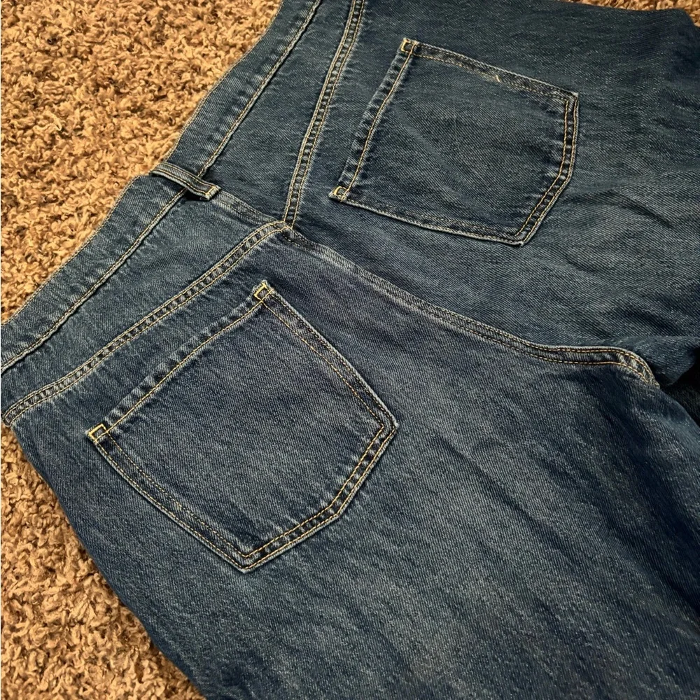 Old Navy High-Rise Baggy Wide Leg Jeans - Blue - Picture 4 of 4